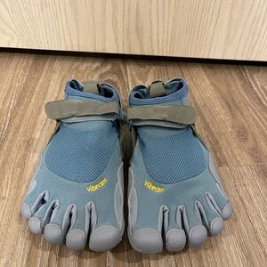Vibram FiveFingers Blue and Gray Shoes